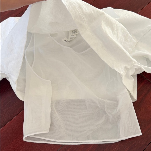 ALO Yoga Cropped Tshirt - Picture 5 of 5